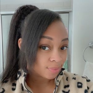 Meet your Posher, Raven